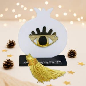 Γούρι ρόδι βλεφαρίδες μαύρο με βάση σε άσπρο plexiglass